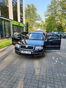 Skoda superb 2003 (4 фото из 9)