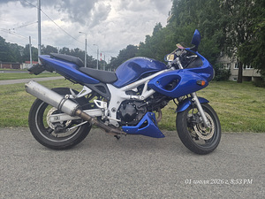Suzuki SV650 (5 фото из 5)