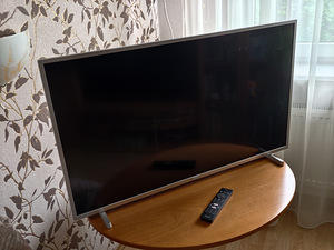 Телевизор Philips, 43", Smart, 4K, HDR, Dolby Atmos (2 фото из 3)