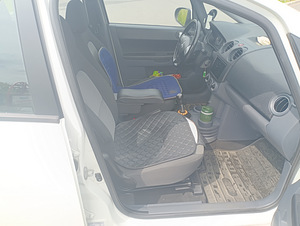 Mitsubishi Colt facelift 2009 (2 foto / 8)