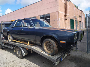 Chrysler New Yorker Fifth Avenue (8 foto / 8)