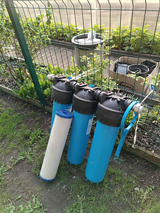 3 suurt kolbi Aquaphor Gross 20" filtri jaoks + süsi filter (1 foto / 1)