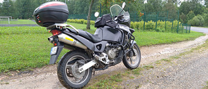 Honda XL1000V Varadero (2 foto / 8)