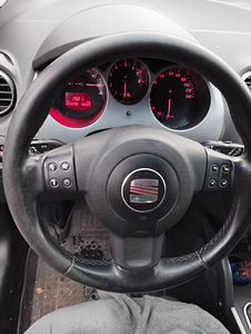 Seat altea xl (5 foto / 5)