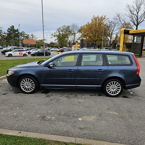Volvo V70 2.4 (4 фото из 13)