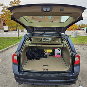 Volvo V70 2.4 (9 фото из 13)