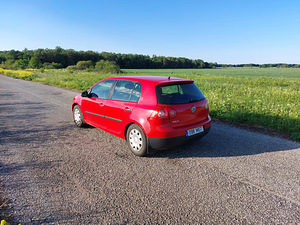 Volkswagen Golf (3 foto / 8)