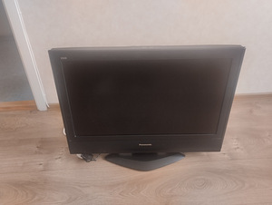 Телевизор Panasonic (1 фото из 2)