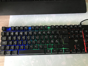 Klaviatuur trust gxt (1 foto / 1)