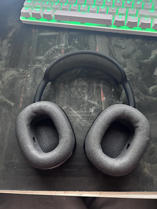 AirPods Max (2 foto / 6)