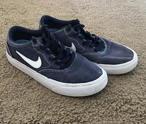 Синие кроссовки Nike SB