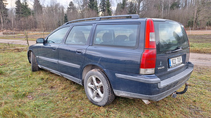 Volvo V70 125kw 2.5 (5 фото из 8)