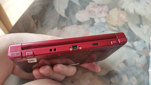 Nintendo 3DS XL CFW + 16GB Card (7 foto / 7)