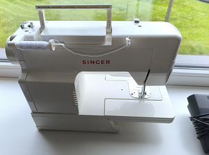 Õmblusmasin Singer 5805 C + Boonuspakett (2 foto / 8)