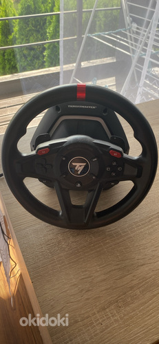Thrustmaster rool ja pedaalid
