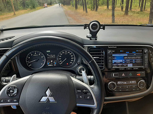 Mitsubishi outlander 3 2.0 110kw bensiini (8 foto / 8)