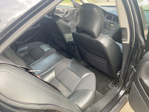 Volvo S60 2,4t (13 foto / 15)