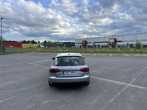 Audi a4 b8 2.0tdi (7 foto / 13)
