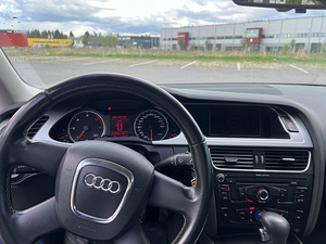 Audi a4 b8 2.0tdi (9 foto / 13)