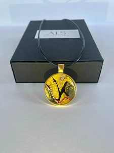 Käsitsi valmistatud medaljon, teostatud fluid art tehnikas. (2 foto / 10)