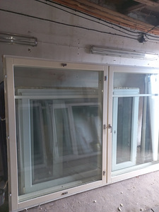 Продам окна и балконные двери (5 фото из 10)