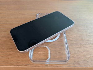 iPhone 13 128GB (2 фото из 4)