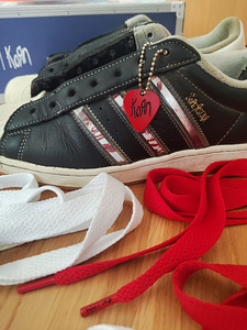 Korn x Adidas, superstar (2 foto / 10)