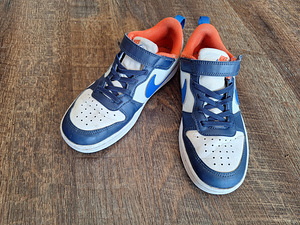 Nike tossud s 34 (2 foto / 3)