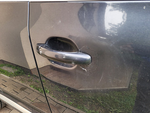 Volkswagen Touareg 4.9 D V10 (7 foto / 15)