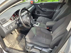 Volkswagen Passat 2.0D DSG 2008 (8 foto / 13)