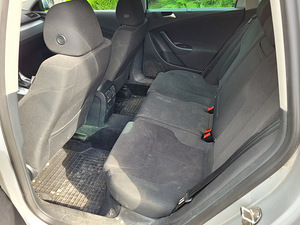 Volkswagen Passat 2.0D DSG 2008 (9 foto / 13)