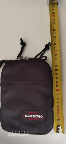 Маленькая спортивная сумка Eastpak (фото #4)