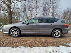 PEUGEOT 407 2010 DIISEL, AUTOMAAT, PANORAAM (2 foto / 10)