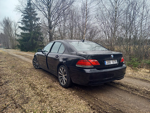 BMW 730 DIISEL AUTOMAAT 2007 (3 foto / 10)