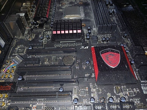 MSI 970 GAMING + AMD FX8350 (2 foto / 2)