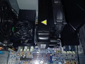 HP Z420 24GB , 256GB , GTX-1050 + GTX-1050Ti (5 foto / 7)