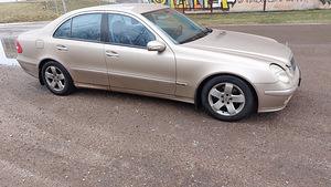 Mercedes benz W211 Varuosad (5 foto / 5)