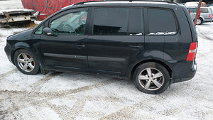 Volkswagen Touran Varuosad (2 foto / 6)