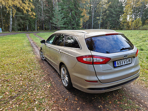 Ford Mondeo (7 foto / 15)