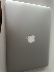 Apple Mac Book Air (2 фото из 3)