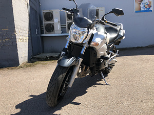 Suzuki gsr600 (3 foto / 5)