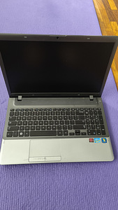 Samsung NP 350V5C Core i3, HD 7670m, ОЗУ 6 ГБ, жесткий диск 320 ГБ