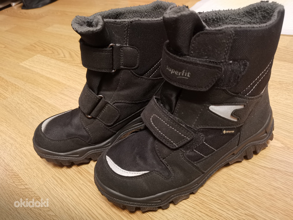 Очень приличные зимние ботинки Superfit s. 35 Gore tex (фото #1)