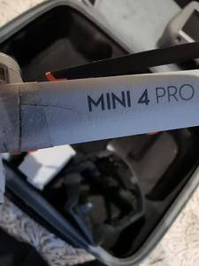 Droon DJI Mini 4 Pro droon, DJI RC 2, 2 akut, kott (3 foto / 6)