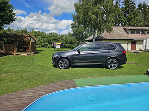 Продается BMW Xdrive 40d 3.0 230kW x5 comfort (2 фото из 12)