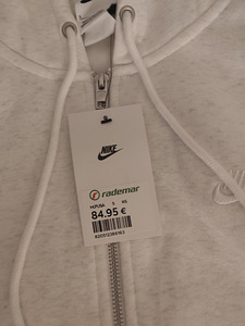Nike kampsun S-suurus (2 foto / 3)