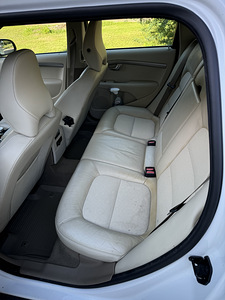 Volvo V70 2012 aasta (3 foto / 10)