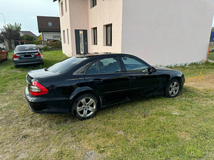 Mercedes-Benz E200, 2006 (3 foto / 5)
