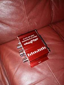 Stereo Võimendus 130 W uus+ ühendus juhtmed jne. (5 foto / 9)