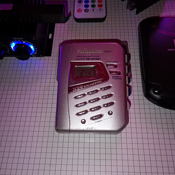 Стерео кассетный плеер и радио. Panasonic E 27 V, в комплекте переносной